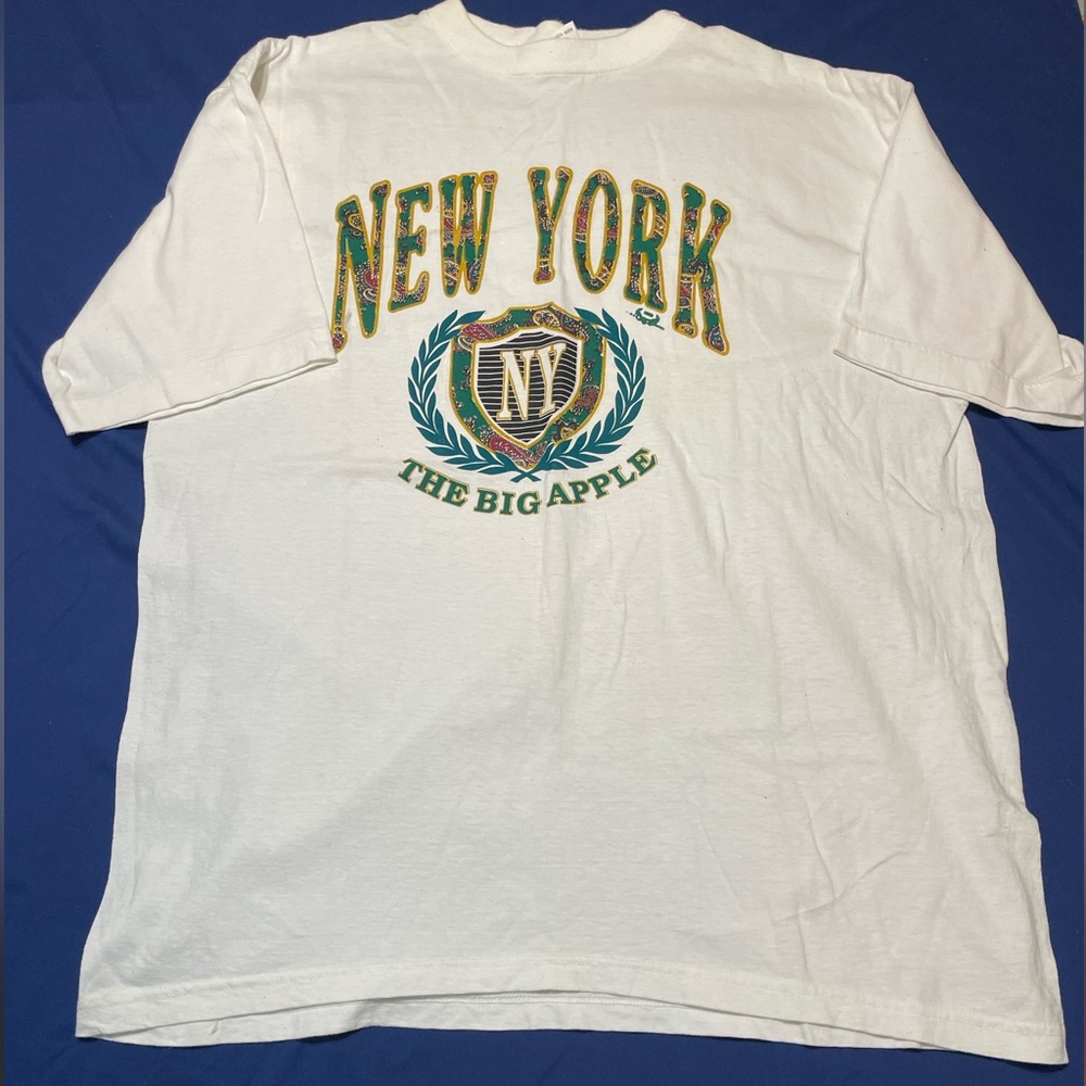 Peach Cotton XL New York vintage 90s t-shirt The Big Apple